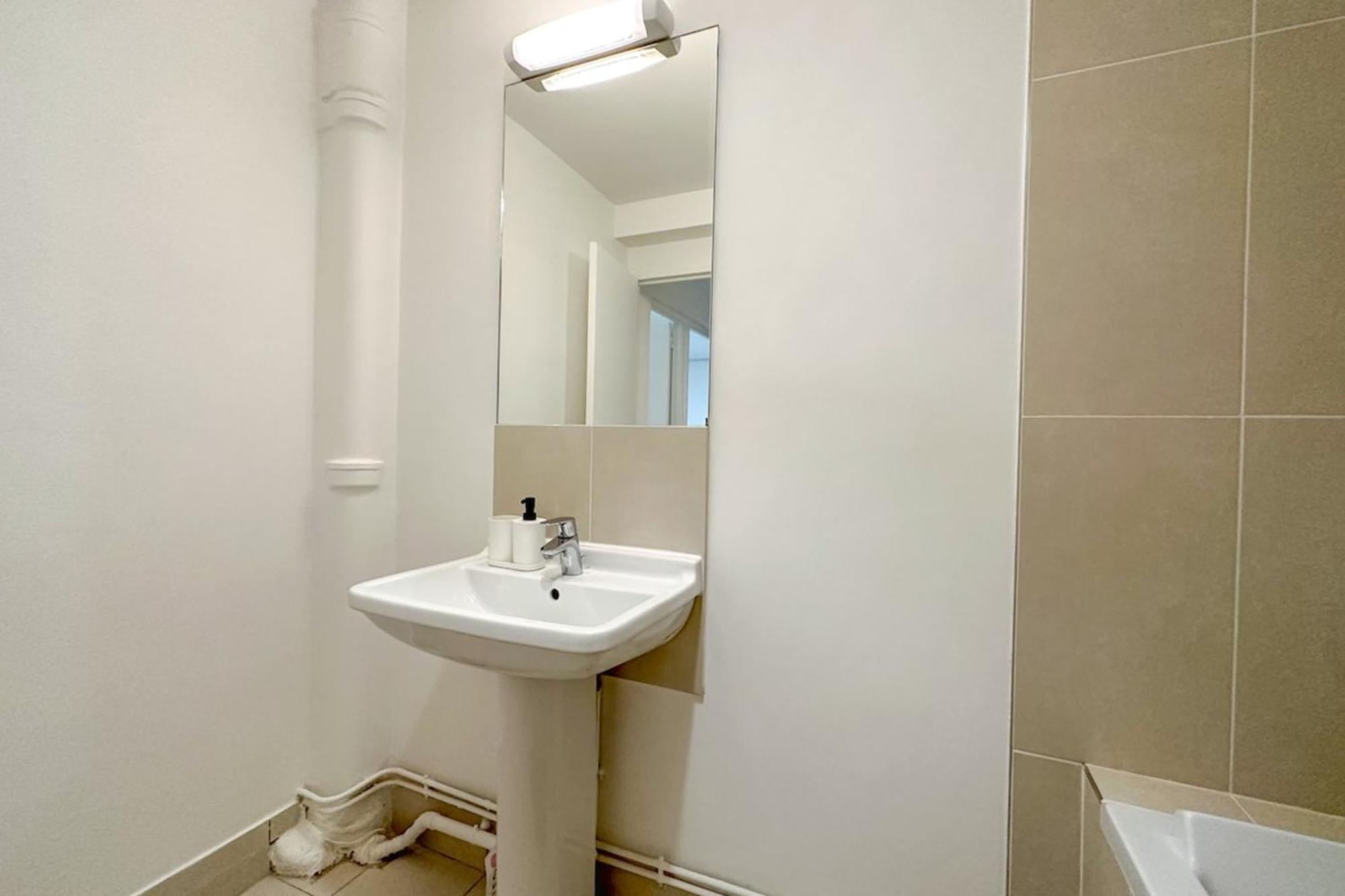 Flexliving - Whole - Lourmel Appartement